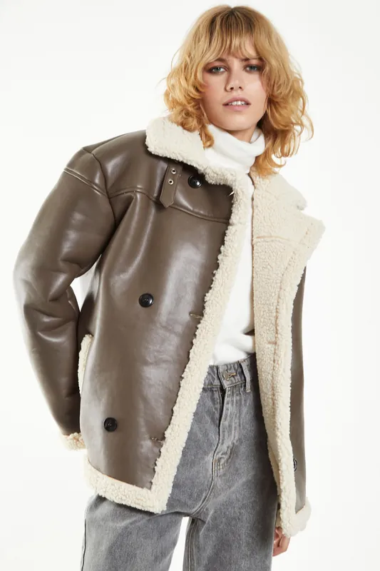 Short Shearling Boxy Fit Jacket - Shnoo
