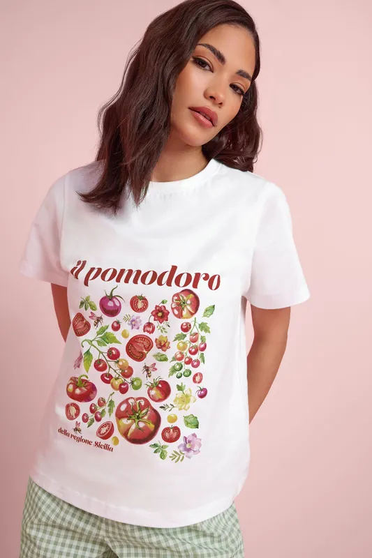 Petite Tomato Graphic T-Shirt