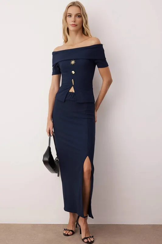 2-Piece Accessory Detail Bardot Neck Knitted Top and Skirt Set