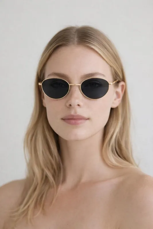 Metal Oval Cat Eye Sunglasses In Black - SVNX