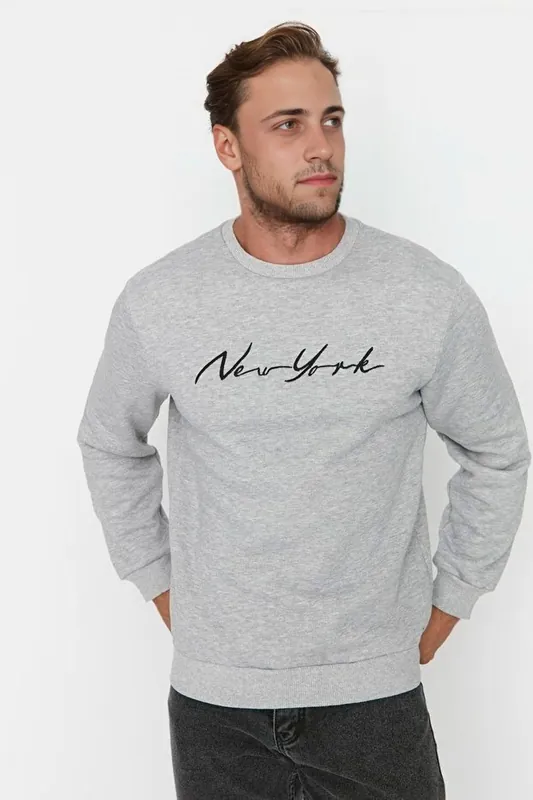 Men's Regular Fit Embroidered Crew Neck Sweatshirt - WOVCOR