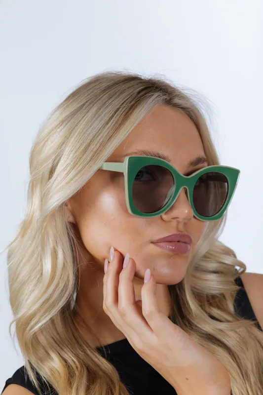 Oversized Round Cat-Eye Sunglasses