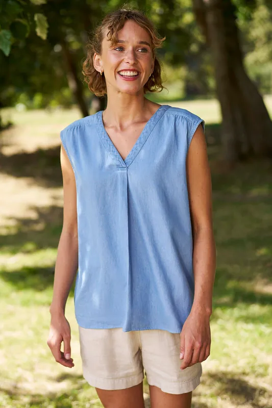 Tuscan' Lightweight Breathable 100% Cotton Sleeveless Chambray Shirt - Mountain Warehouse
