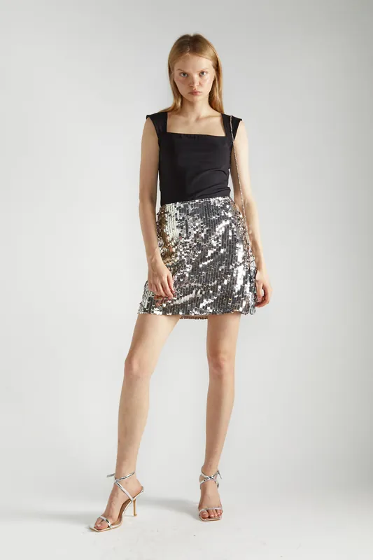 Square Neck Bodycon Top with Cut-Out Back