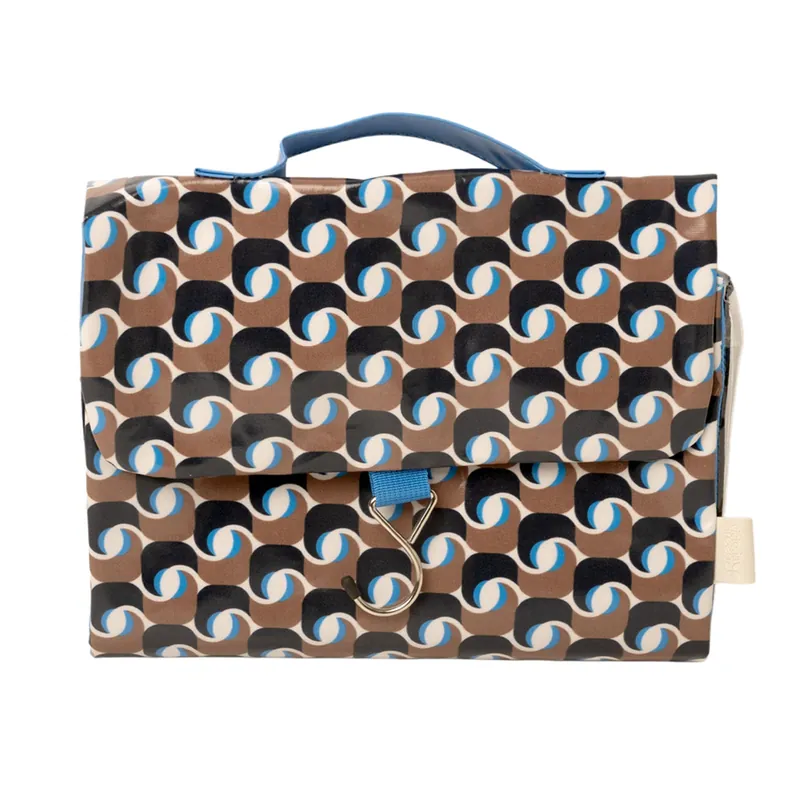 Threefold Hanging Wash Bag Geometra Azure - Victoria Green