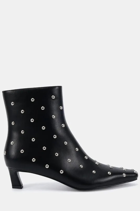 Wide Fit Kiki Studded Low Heel Ankle Boot - Novo