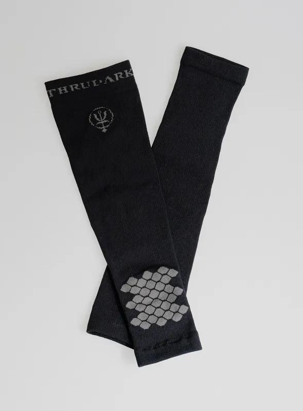 COMPRESSION CALF SLEEVES - Socks