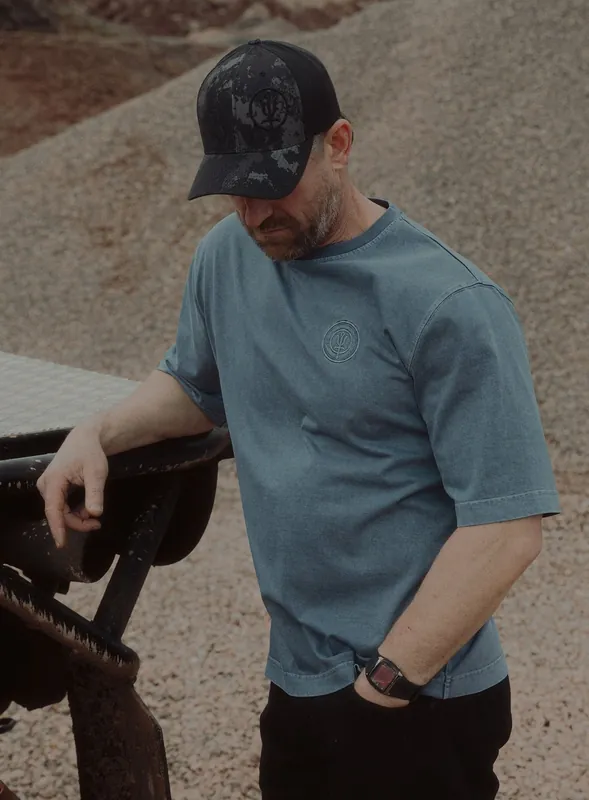 DISSIDENT WASHED T-SHIRT