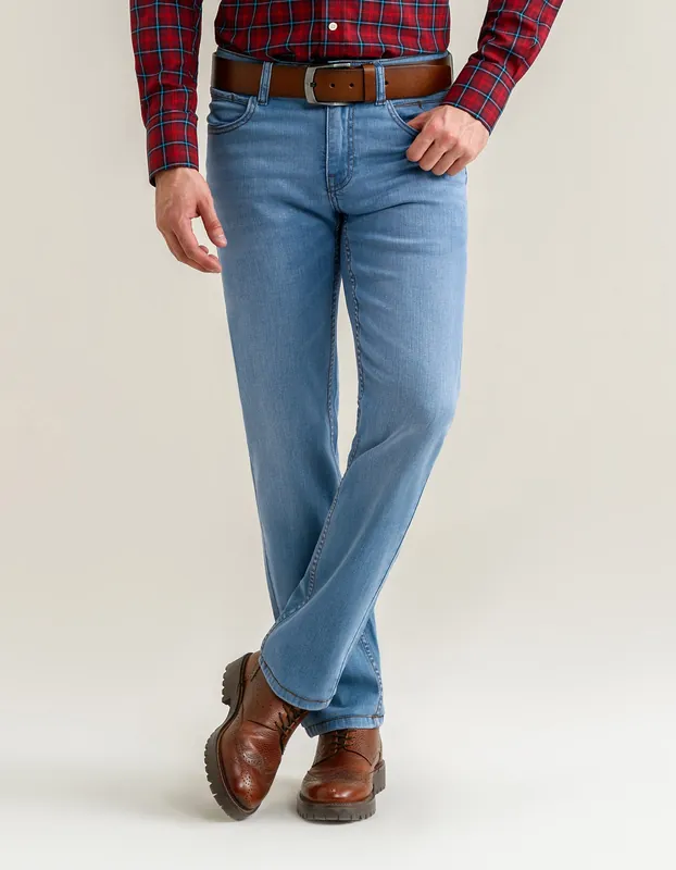 Ice Blue Comfort Stretch Jeans - Brian Oak