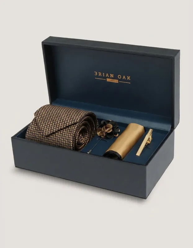 Exclusive Geometric Brass Accessory Gift Set - Brian Oak