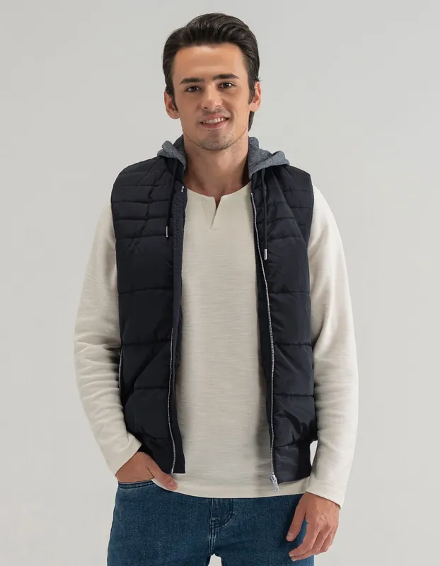 Black Hooded Gilet Jacket - Brian Oak