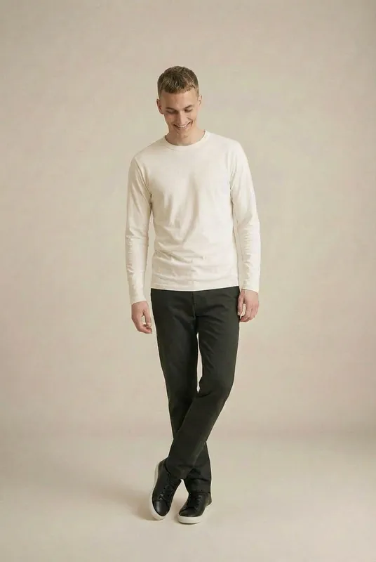 Erik Long Sleeve T-Shirt - Off White