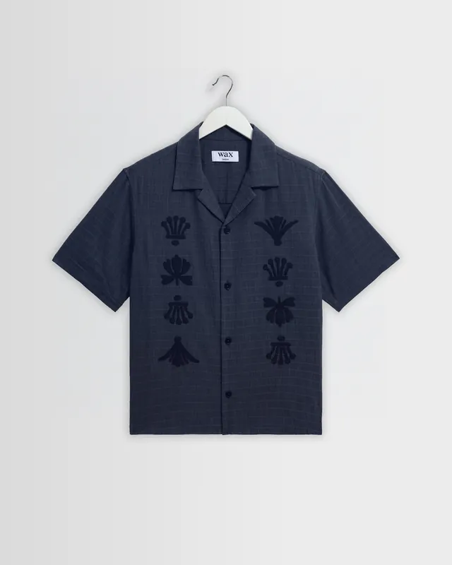 Curzon - Navy Grid Applique Short-Sleeve Shirt