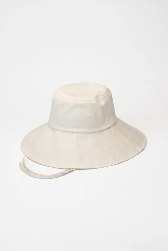 Men's Bodhi Wide Brim Bucket Hat | Blackstone London